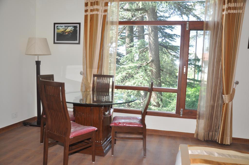 Hotel Southgate Shimla Bilik gambar